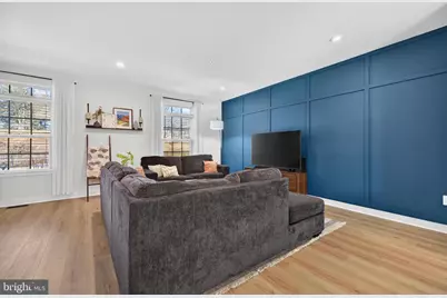 19765 Green Village Drive, Montgomery Village, MD 20886 - Photo 8