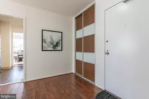 4515 Willard Ave, Chevy Chase, MD 20815 - Photo 4