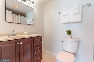 4515 Willard Ave, Chevy Chase, MD 20815 - Photo 16