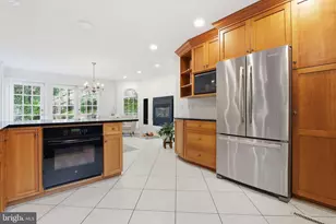 4800 Scarsdale Rd, Bethesda, MD 20816 - Photo 10