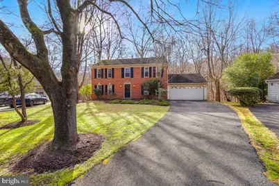 10 Colebrook Court, Potomac, MD 20854 - Photo 2