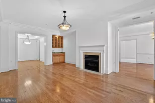 10404 Strathmore Park Ct, North Bethesda, MD 20852 - Photo 12