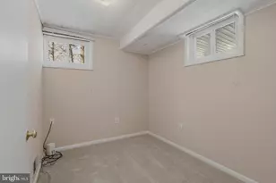 4102 Landgreen St, Rockville, MD 20853 - Photo 36