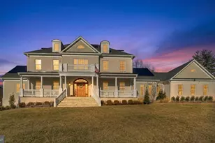 10525 Tanager Ln, Potomac, MD 20854 - Photo 2