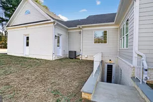 10525 Tanager Ln, Potomac, MD 20854 - Photo 124