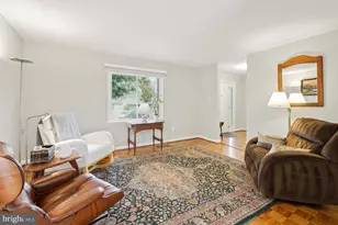 11504 Alcinda Ln, North Potomac, MD 20878 - Photo 6