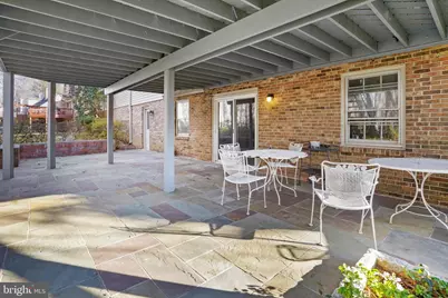 9412 Falls Bridge Lane, Potomac, MD 20854 - Photo 8