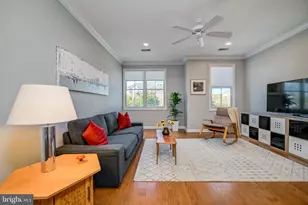 801 Pleasant Dr, Rockville, MD 20850 - Photo 4