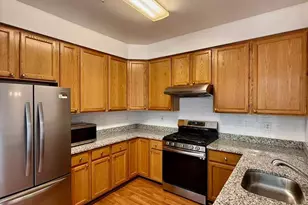 13772 Lambertina Pl, Rockville, MD 20850 - Photo 6