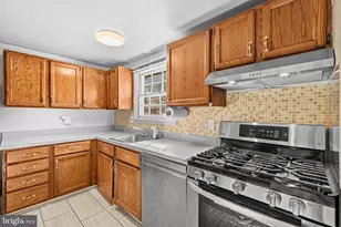 3309 Tidewater Ct, Olney, MD 20832 - Photo 6