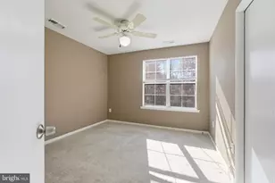 10211 Cove Ledge Ct, Montgomery Village, MD 20886 - Photo 18