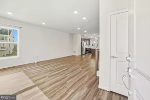 3230 Provider Wy, Germantown, MD 20874 - Photo 4