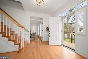 9912 Doubletree Ct, Potomac, MD 20854 - Photo 4