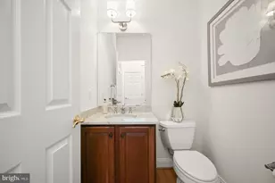 9912 Doubletree Ct, Potomac, MD 20854 - Photo 16