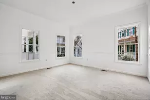 17812 Hidden Garden Ln, Ashton, MD 20861 - Photo 6