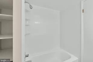 19104 Mills Choice Rd, Montgomery Village, MD 20886 - Photo 20