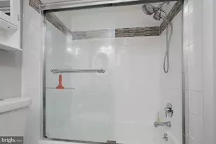 7425 Democracy Blvd, Bethesda, MD 20817 - Photo 30