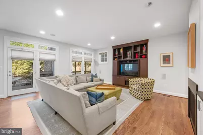 5608 Warwick Place, Chevy Chase, MD 20815 - Photo 6