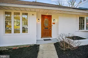 3312 Camalier Dr, Chevy Chase, MD 20815 - Photo 2