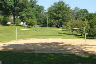 10337 Royal Woods, Gaithersburg, MD 20886 - Photo 8