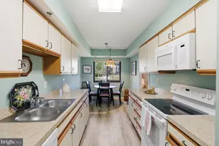 3330 N Leisure World Blvd, Silver Spring, MD 20906 - Photo 16