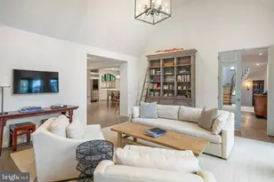 5205 Woodlawn Ave, Chevy Chase, MD 20815 - Photo 8