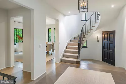 5205 Woodlawn Avenue, Chevy Chase, MD 20815 - Photo 4