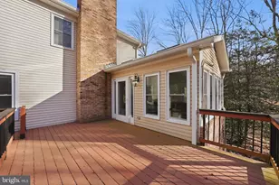 8217 Plum Creek Dr, Gaithersburg, MD 20882 - Photo 22