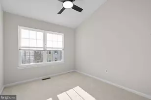 18502 Clovercrest Cir, Olney, MD 20832 - Photo 18