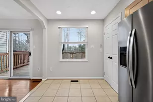 808 Suffield Dr, Gaithersburg, MD 20878 - Photo 6