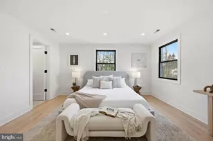 9200 Cedar Ln, Bethesda, MD 20814 - Photo 22