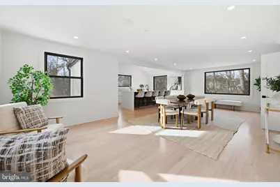 9200 Cedar Lane, Bethesda, MD 20814 - Photo 12