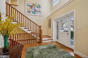 9421 Thrush Ln, Potomac, MD 20854 - Photo 20