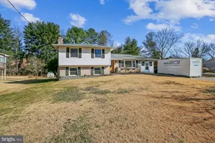 6917 Horizon Terrace, Rockville, MD 20855 - Photo 2