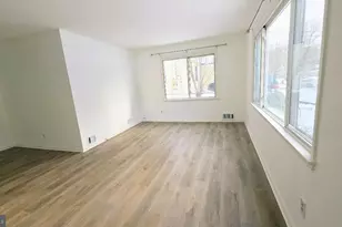 12217 Valleywood Dr, Silver Spring, MD 20902 - Photo 4