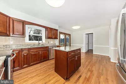 15701 Jones Lane, Gaithersburg, MD 20878 - Photo 8