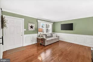 24013 Bush Hill Rd, Gaithersburg, MD 20882 - Photo 6