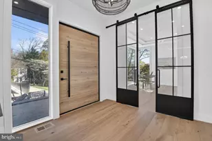 5011 Newport Ave, Bethesda, MD 20816 - Photo 2