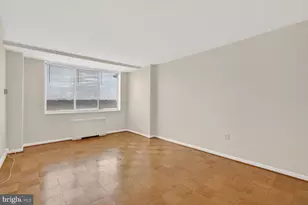10500 Rockville Pik, Rockville, MD 20852 - Photo 6