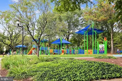 9710 Washingtonian Boulevard, Gaithersburg, MD 20878 - Photo 38