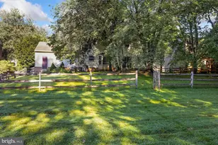 8208 Gainsborough Ct W, Potomac, MD 20854 - Photo 46