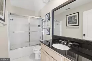 11221 Welland St, North Potomac, MD 20878 - Photo 48