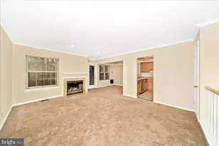 10713 Hampton Mill Terrace, Rockville, MD 20852 - Photo 4