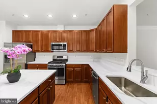 12423 Falconbridge, North Potomac, MD 20878 - Photo 8