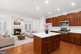 12423 Falconbridge, North Potomac, MD 20878 - Photo 6