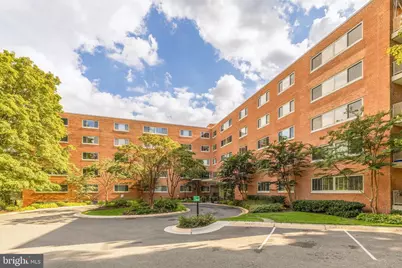 5100 Dorset Avenue #100, Chevy Chase, MD 20815 - Photo 2