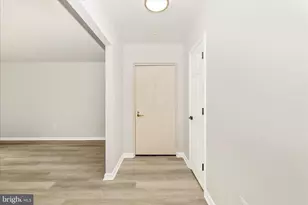 828 Quince Orchard Blvd, Gaithersburg, MD 20878 - Photo 6