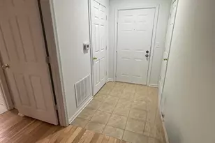 18310 Feathertree Way, Montgomery Village, MD 20886 - Photo 8