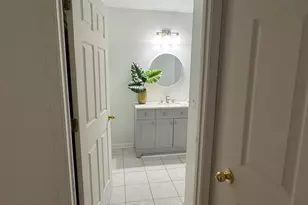 18310 Feathertree Way, Montgomery Village, MD 20886 - Photo 16