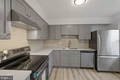 811 Flagler Drive, Gaithersburg, MD 20878 - Photo 2